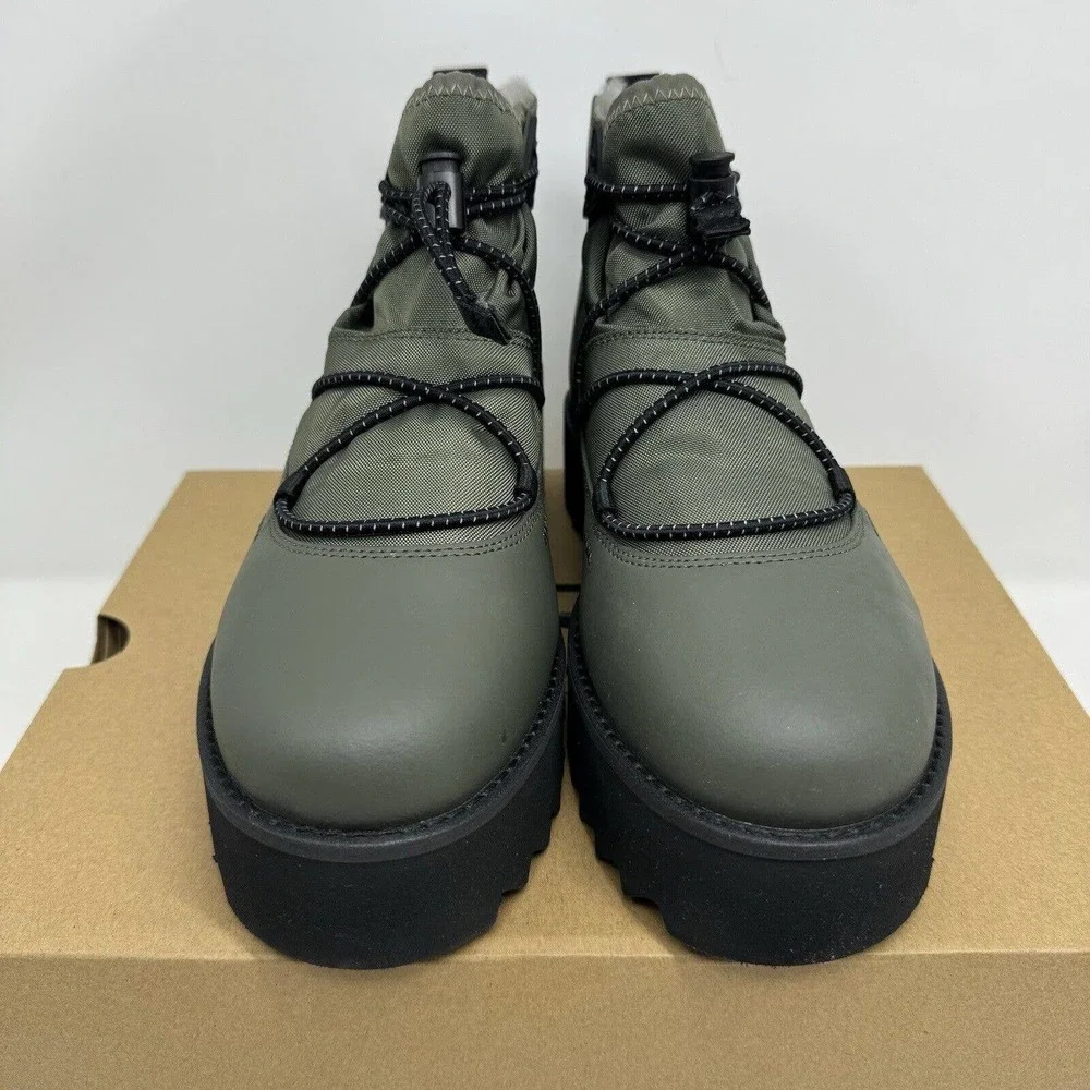 UGG Classic Rising Toggle Platform Ankle Boots SZ 9 NEW with Box - Picture 5 of 9
